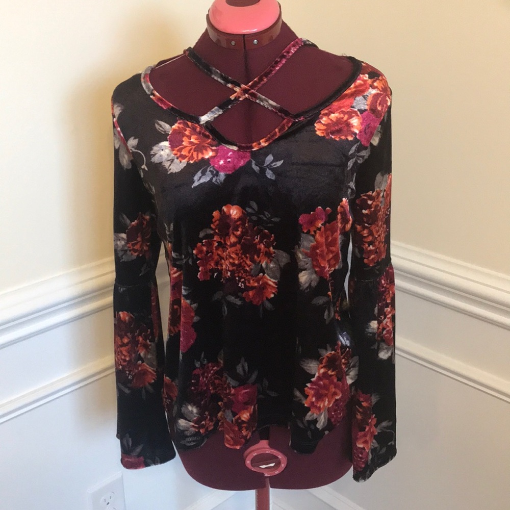Current+Perfect Top Sz M